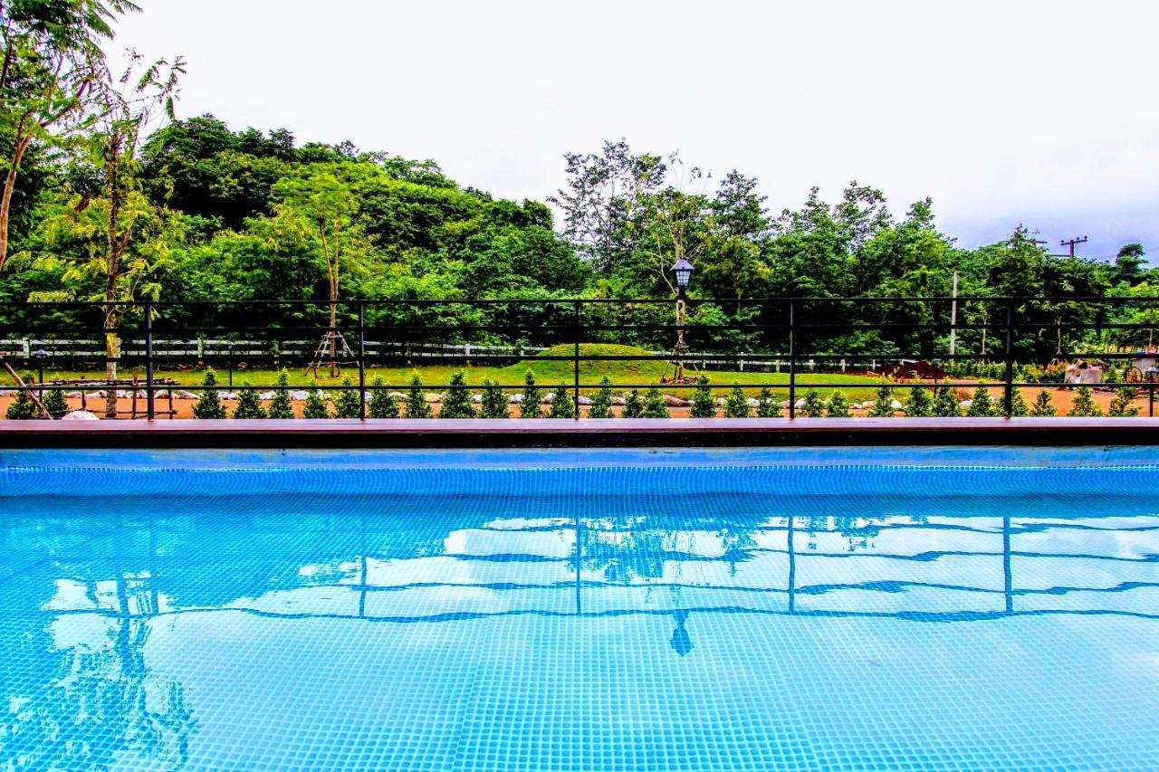 ดิ เอ็กซ์10 ไพรเวท พูลวิลลา รีสอร์ต เจแปน-อิตาเลียน เขาใหญ่ Hotel หมูสี ภายนอก รูปภาพ